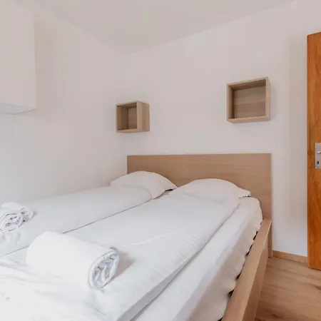 Apartament In&out A *